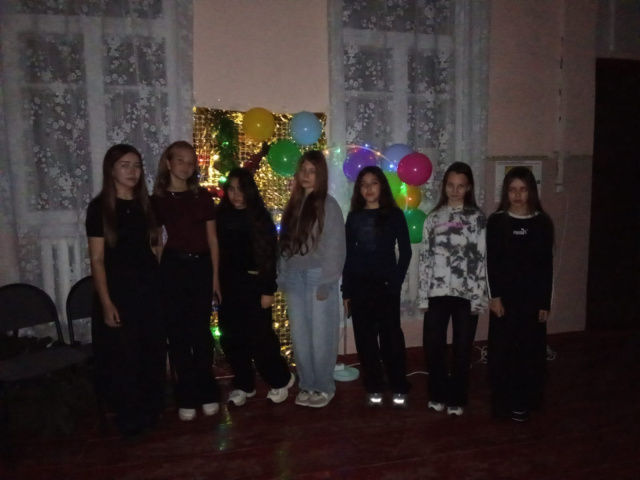 И закружила осенняя листва