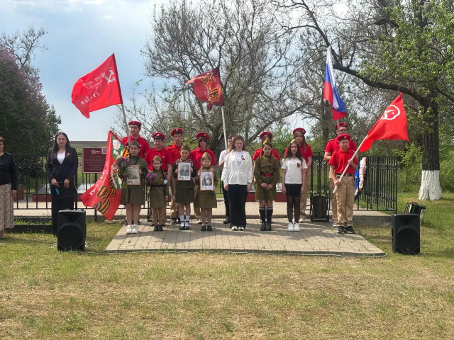 «Склоняем голову перед подвигом солдата!»